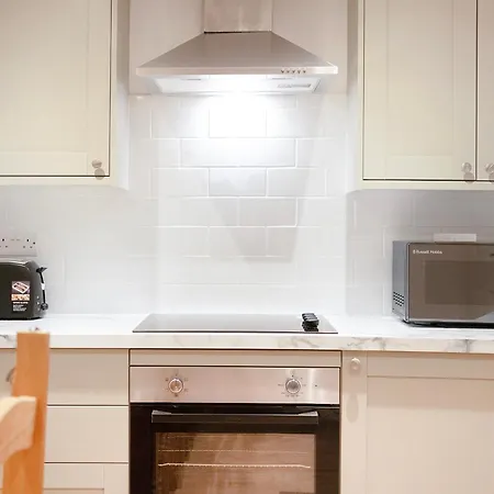 New! 3br In Salvin 펜션